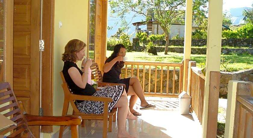 Lembah Rinjani Villa & Resto Syariah by ecommerceloka