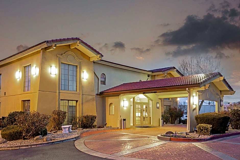La Quinta Inn & Suites by Wyndham Reno