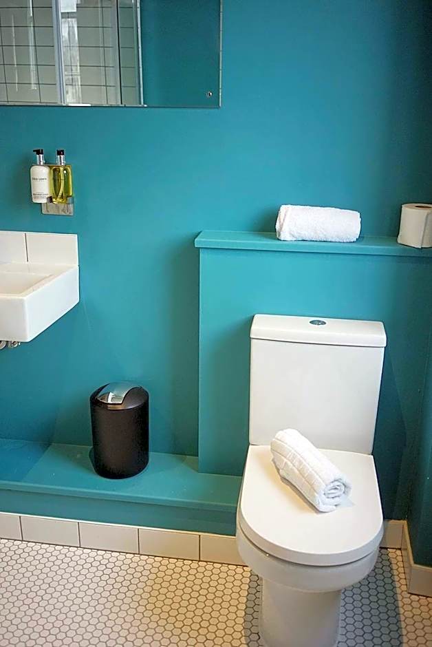 The Alma Taverns Boutique Suites - Room 5 - Hopewell
