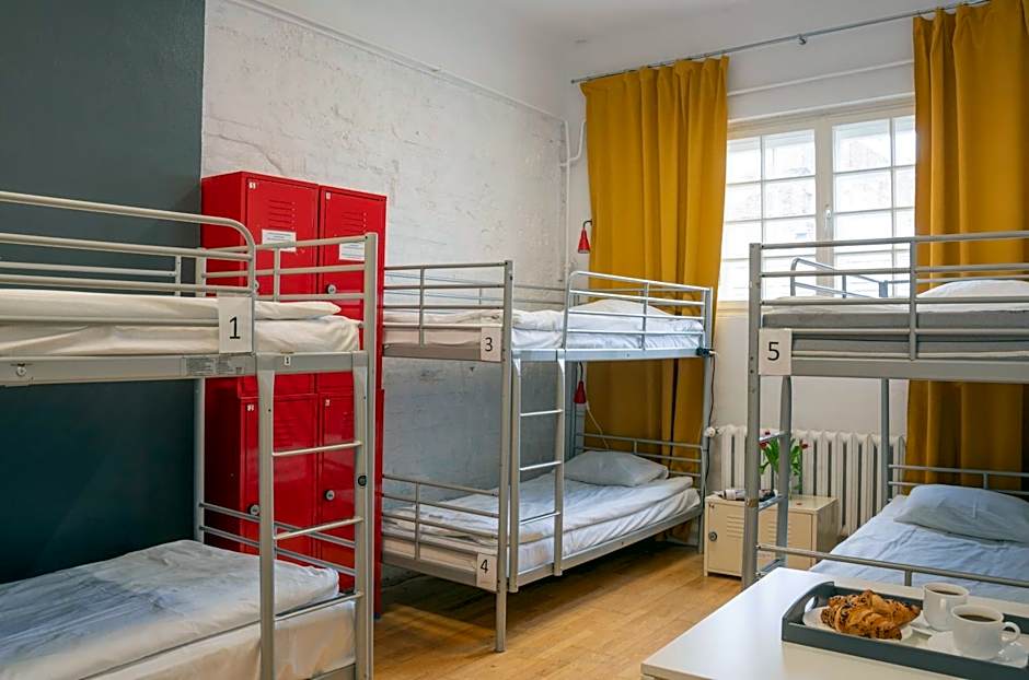 New World St Hostel