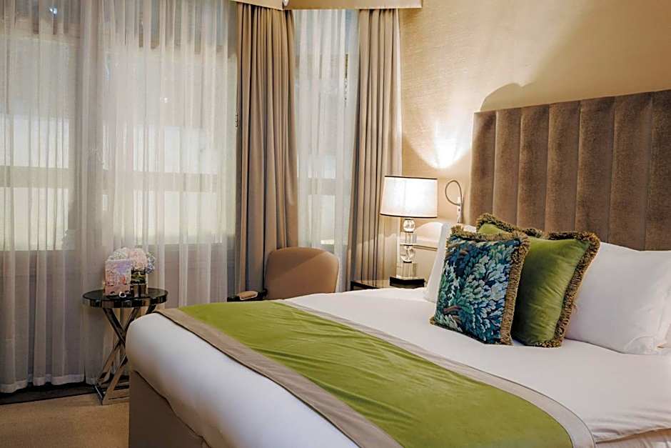 St James Hotel & Club Mayfair