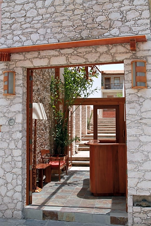 Casa Tsaya Boutique