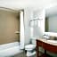 Holiday Inn Express & Suites Jacksonville South East - Medical Center Area