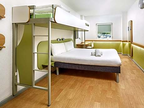 Standard Double Room with One Double Bed and One Single Bunk Bed - Accessible