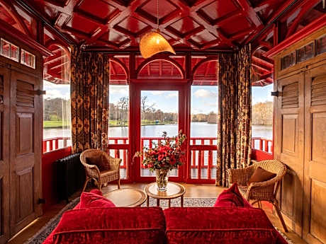La Pagode Room