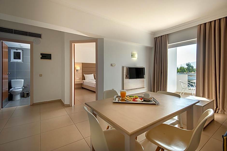 Aegean Blu Hotel & Apartments