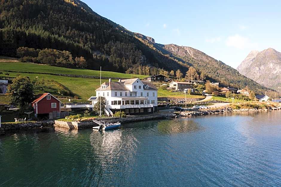 Fjærland Fjordstove Hotell - Huseby Hotelldrift AS
