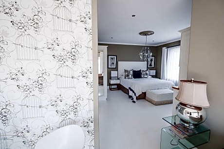 Admiralty Beach House