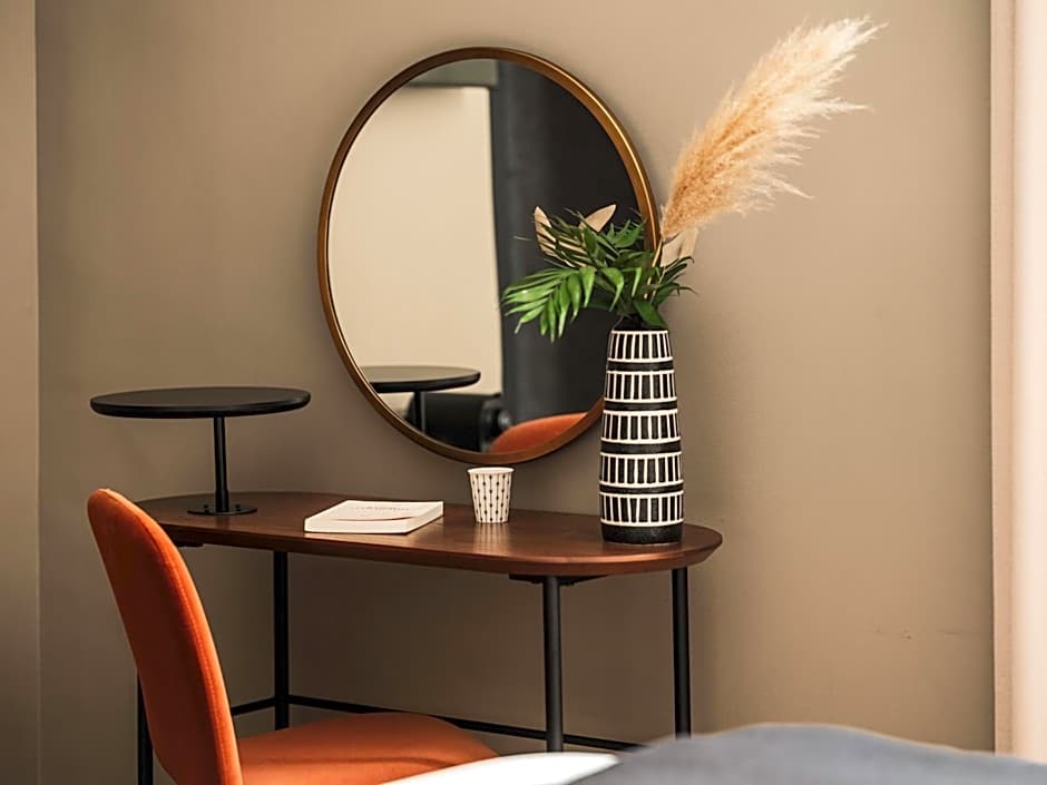 Maisons du Monde Hotel & Suites - Marseille Vieux Port