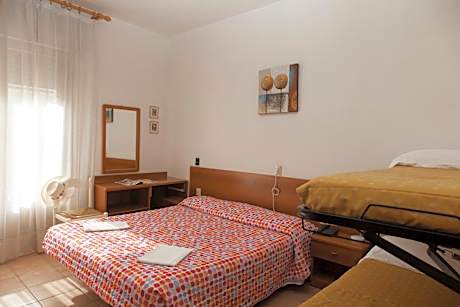 Double Room with Balcony (2 Adults + 1 Child)
