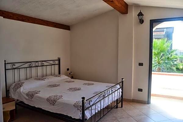 BeaStella Holiday Rooms