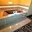 Super 8 by Wyndham McLean/Bloomington SW