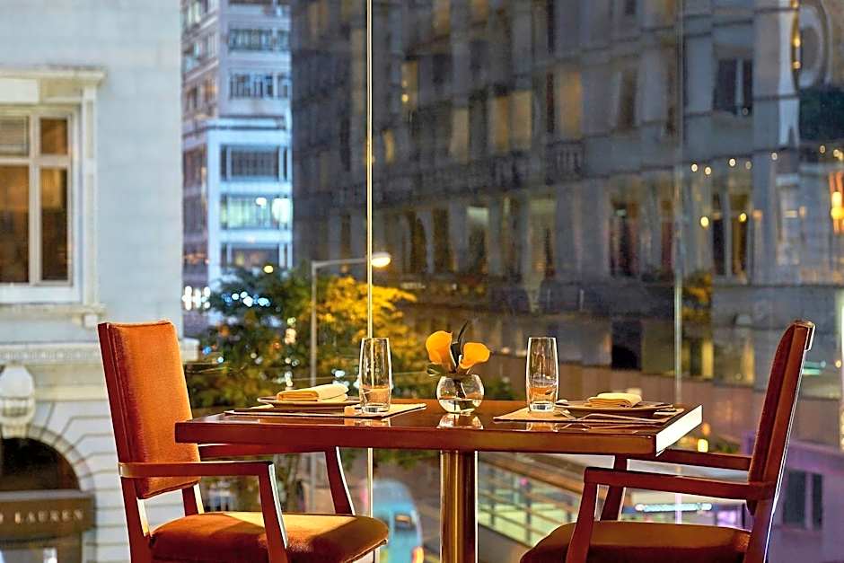 Sheraton Hong Kong Hotel & Towers