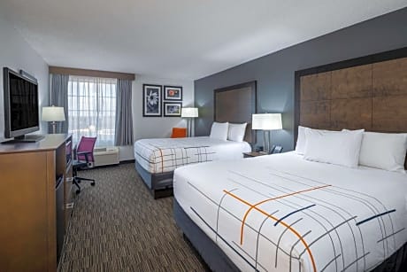 2 Queen Beds Non-Smoking