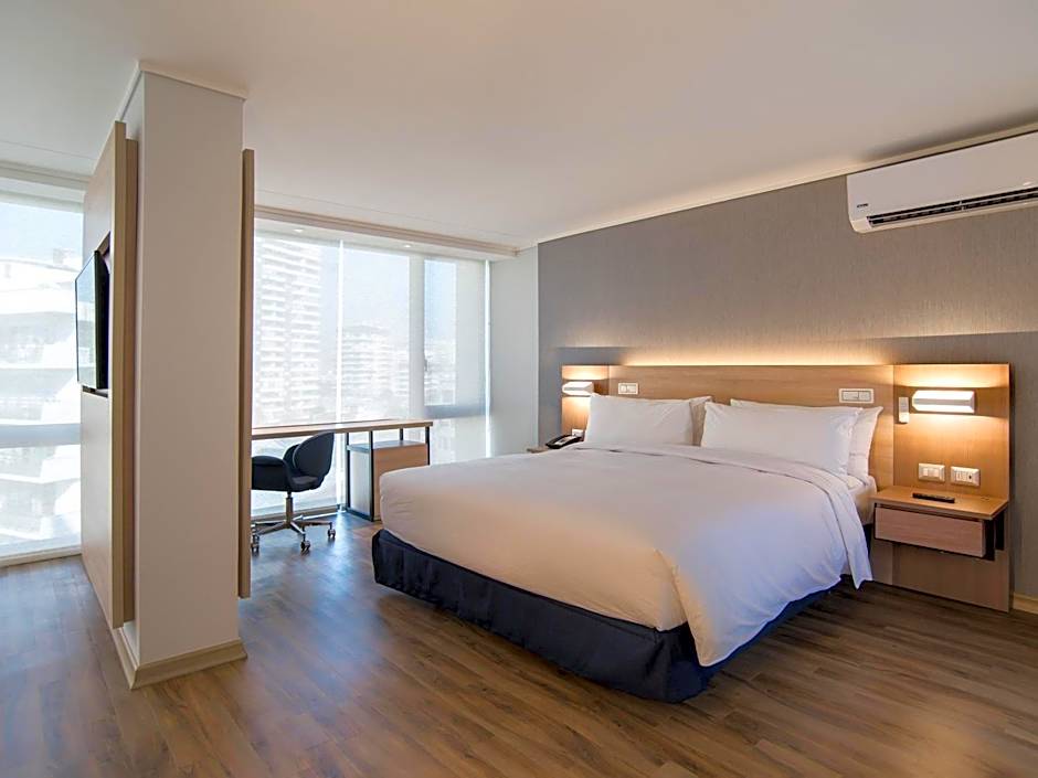 Pullman Vina del Mar San Martin