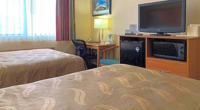 Quality Inn Ottawa near Starved Rock State Park