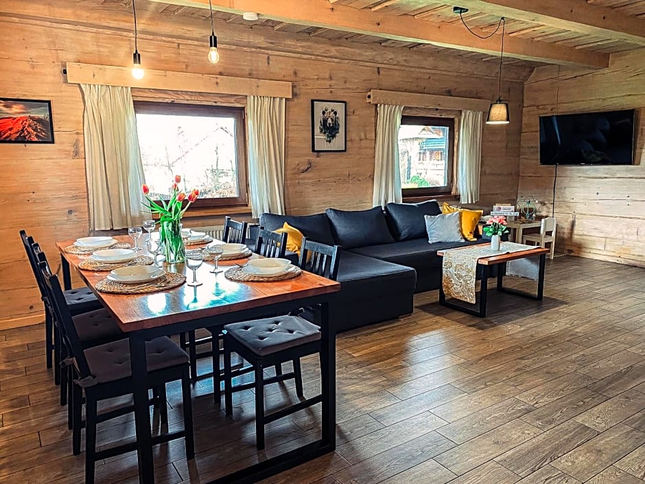 Bieszczadzkie Chatki - Willa Stasia