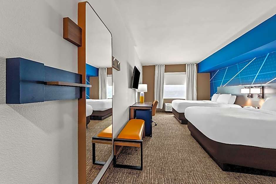 Comfort Inn & Suites Donna near I-2