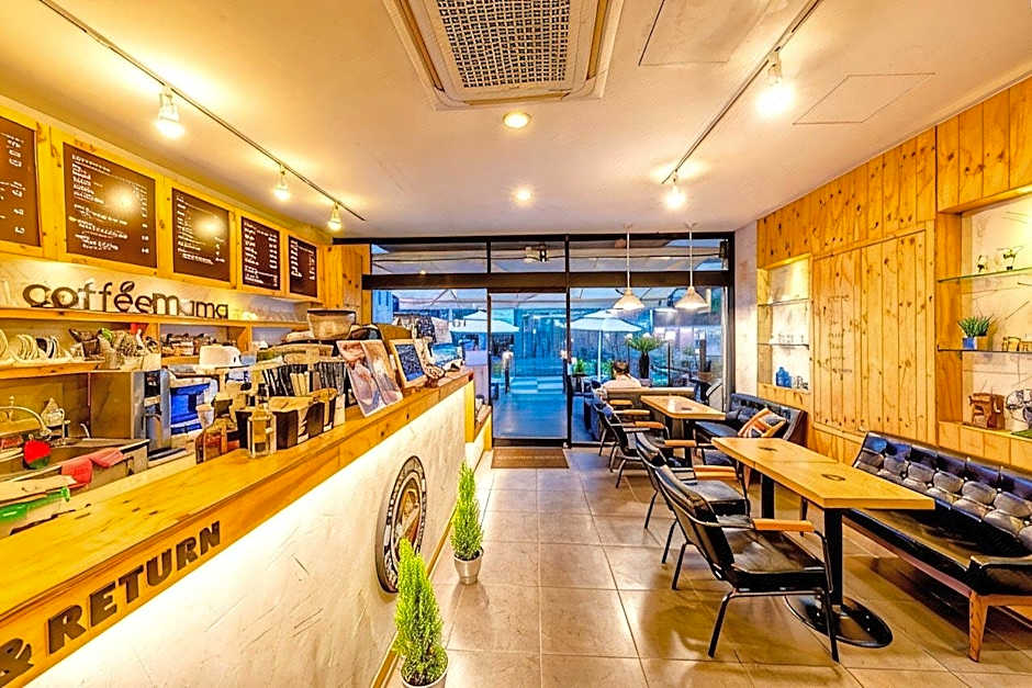 Trevi Hotel
