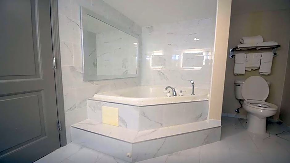 Holiday Inn Hazlet By IHG