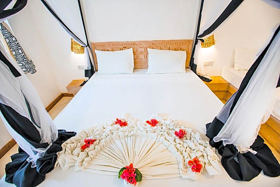 AHG Sun Bay Mlilile Beach Hotel