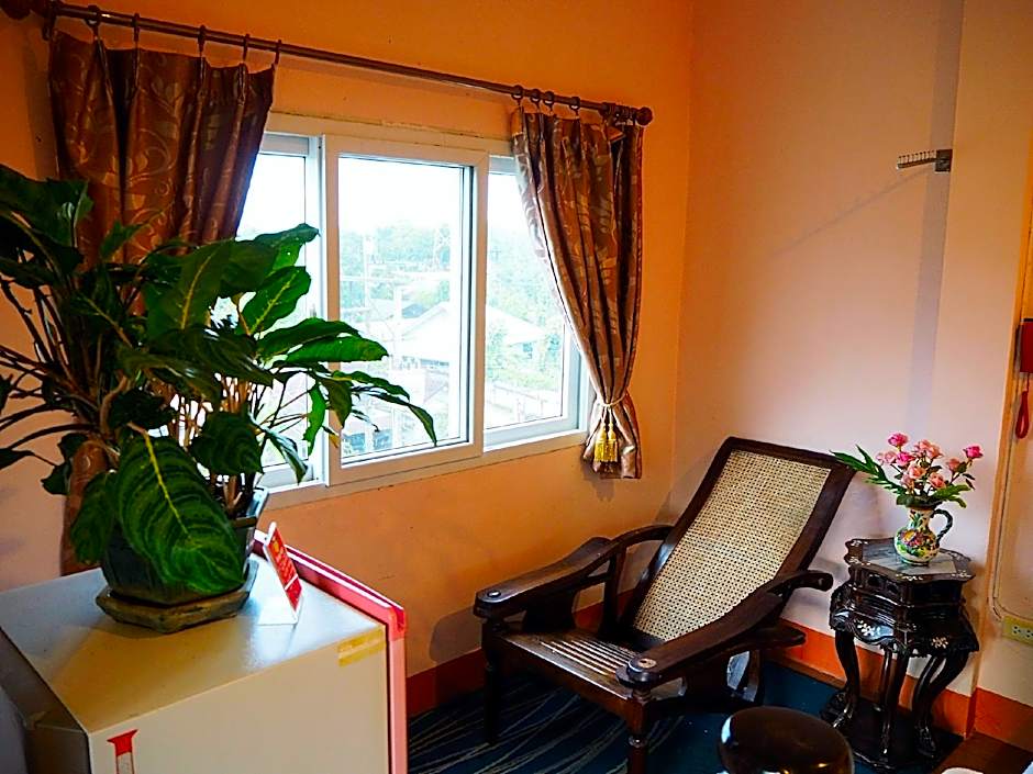 Maesai Orchid Hotel