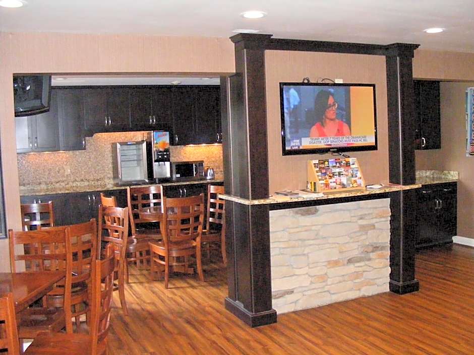 Ashley Quarters Hotel Airport-Cincinnati