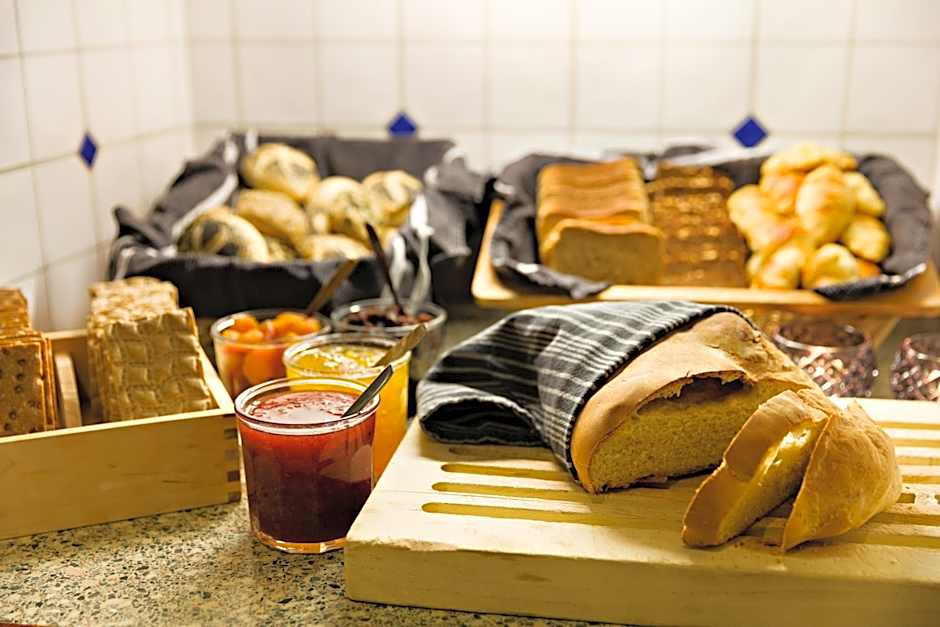 Center Hotel- Sure Hotel by Best Western Center