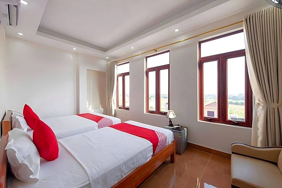 Luxury Airport Hotel & Spa
