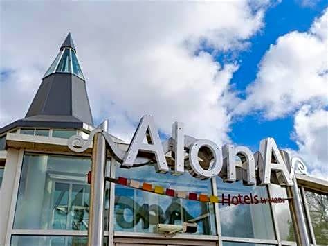 Alona Hotel