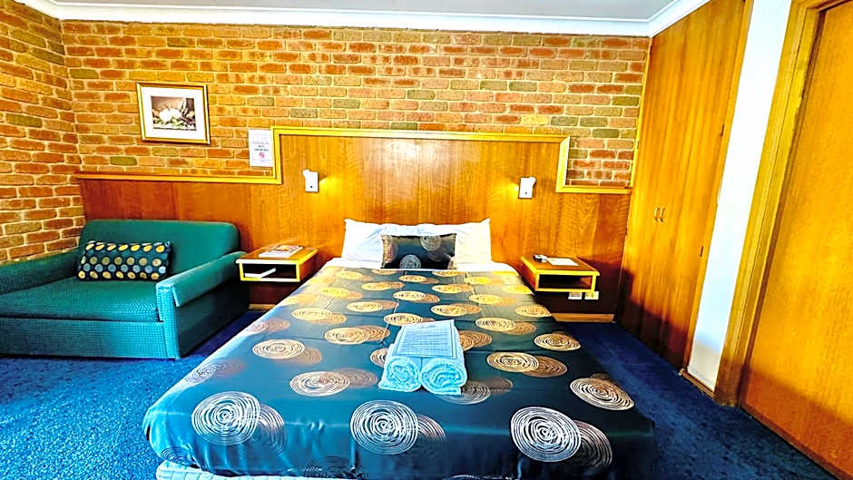 Early Australian Motor Inn