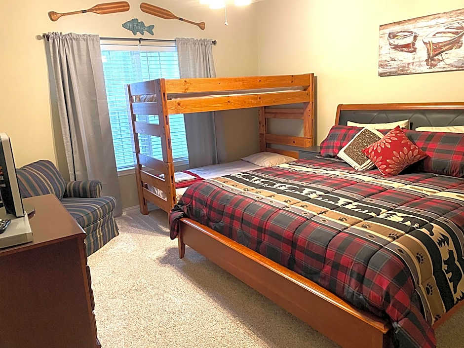 Rockwood Condos on Table Rock Lake With Boat Slips