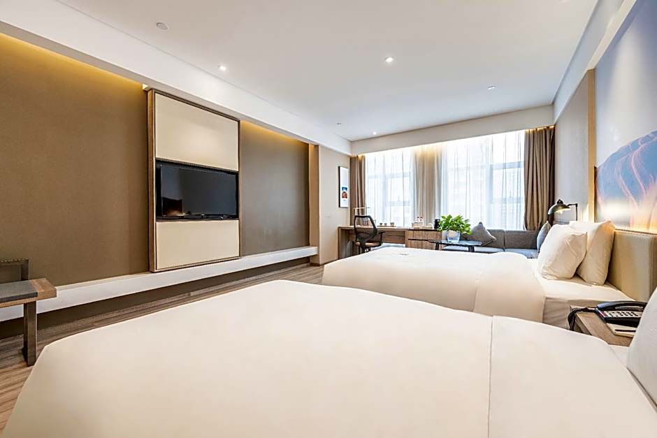 Atour Hotel Yulin Yuyang West Road Railway Station