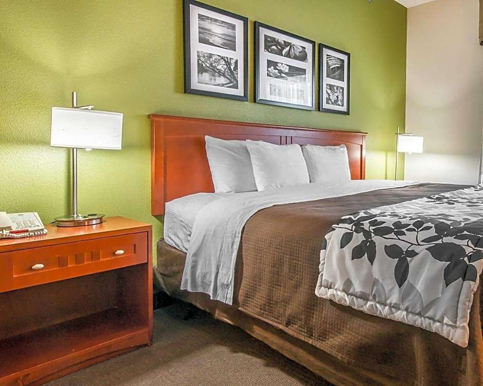 Sleep Inn & Suites Winchester near University