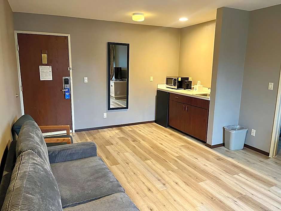 Days Inn by Wyndham Seatac Airport