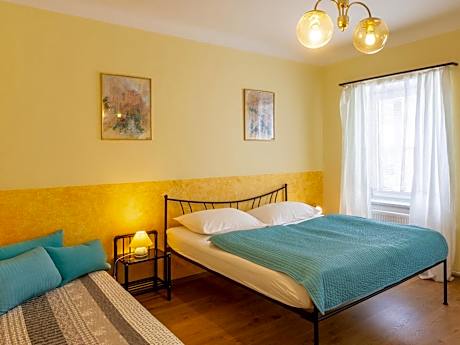 Triple Room with Bathroom