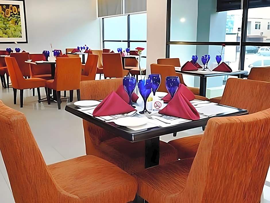 Holiday Villa Hotel & Suites Kota Bharu - Wakaf Che Yeh, Night Market