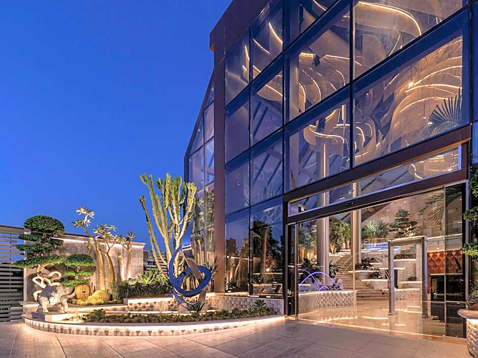 Crowne Plaza Alexandria Mirage by IHG