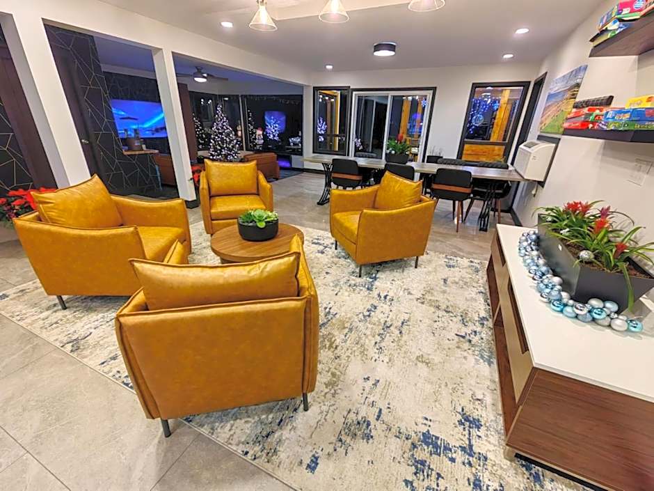 Sea Edge Beachside Hotel