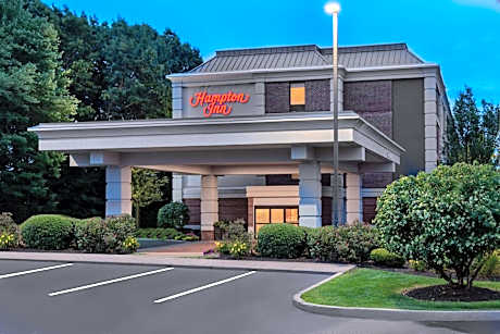 Hampton Inn By Hilton Hartford/Airport