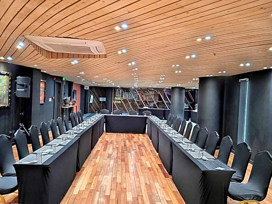 G1 Lodge Design Hotel