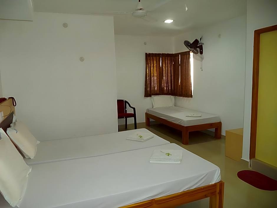 Samrat Guest House – Chennai, IL