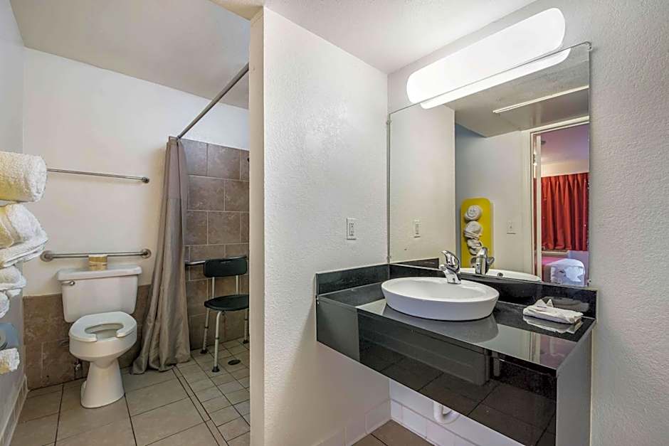 Motel 6-Bessemer, AL - Birmingham