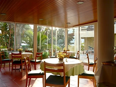 Praia da Lota Resort - Hotel