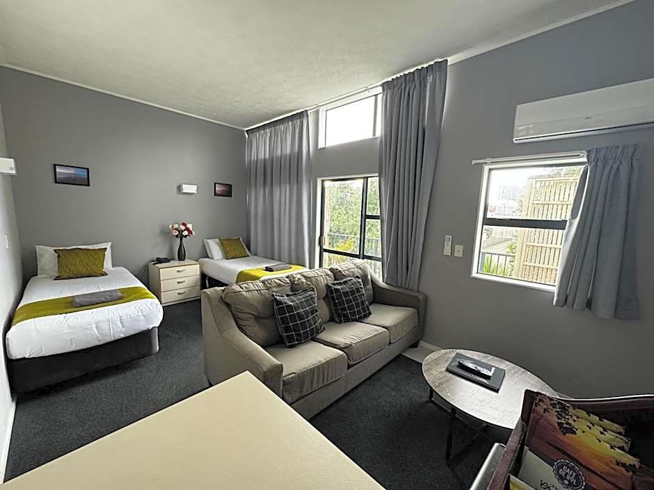 Wrights by the Sea Motel