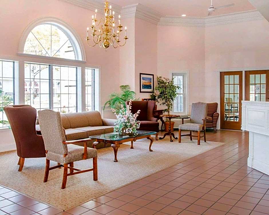 Comfort Inn Lakeside - Mackinaw City