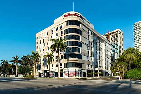 Hampton Inn By Hilton & Suites Miami Midtown, FL