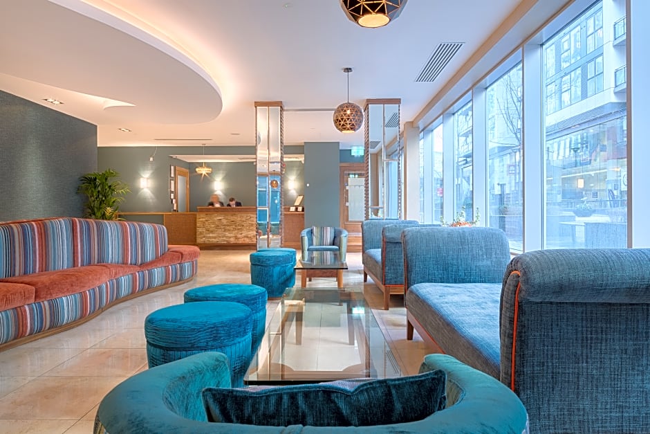 Tallaght Cross Hotel