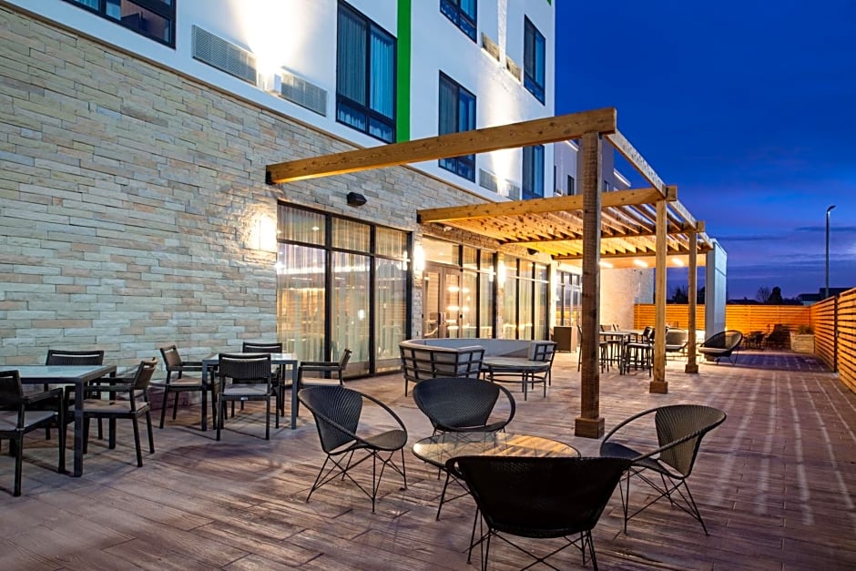 Courtyard by Marriott Kansas City Olathe