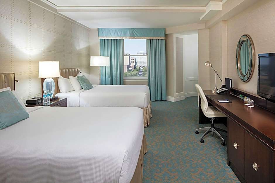 Delta Hotels Bessborough